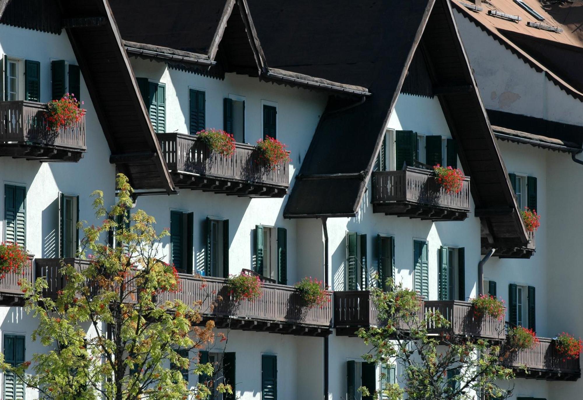 Th San Martino - Majestic Dolomiti Hotel San Martino Di Castrozza Exterior foto