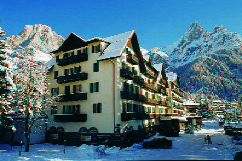 Th San Martino - Majestic Dolomiti Hotel San Martino Di Castrozza Exterior foto